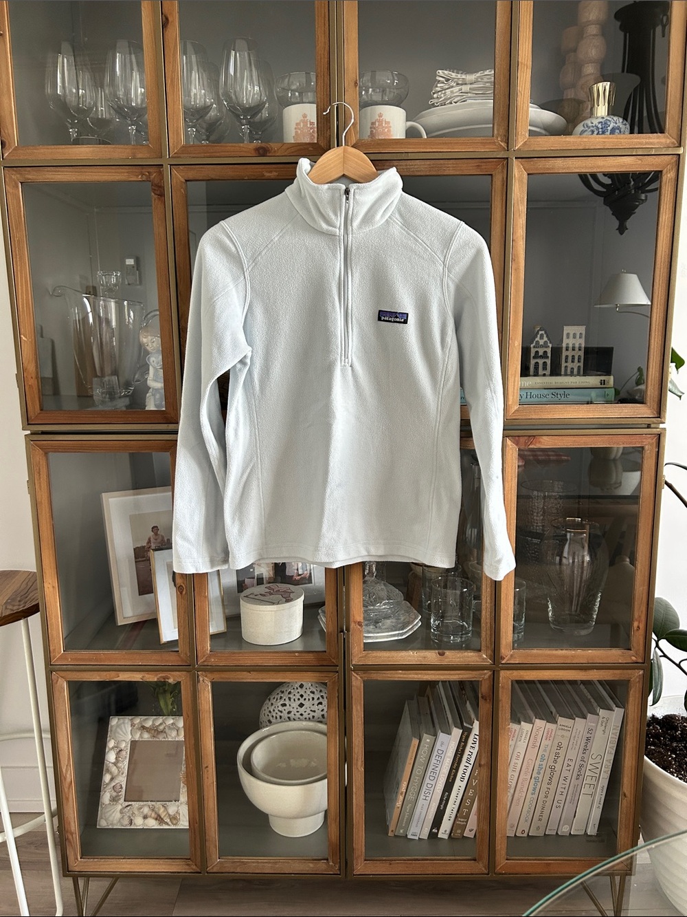 Patagonia Light Blue Women’s Quarter-Zip Fleece Pullover Sweater